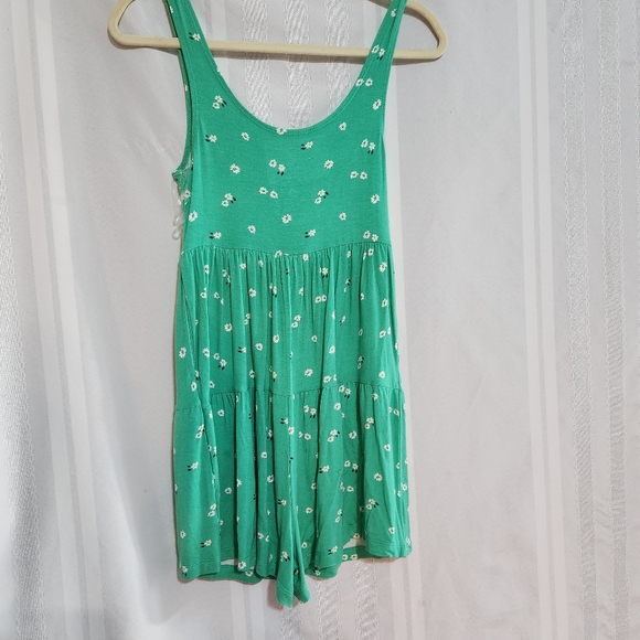 ARIZONA JEAN CO GREEN FLORAL PRINT ROMPER SIZE SMALL - Picture 5 of 16